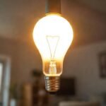 Bombilla LED ahorra energía y luz